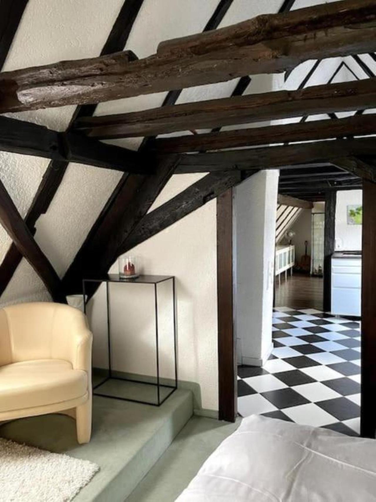 Neustadt an der Weinstraße Ferienwohnung Im 'Schmoller - Hof' מראה חיצוני תמונה